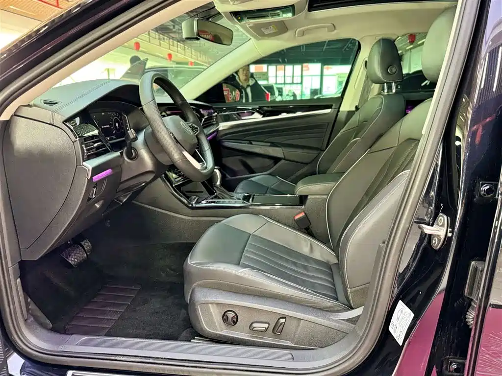 Passat 2023 330TSI Starry Sky Elite Edition купить на сайте DeffCars
