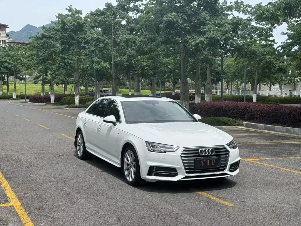 Audi A4L 2018款 30周年年型 40 TFSI 时尚型 купить на сайте DeffCars