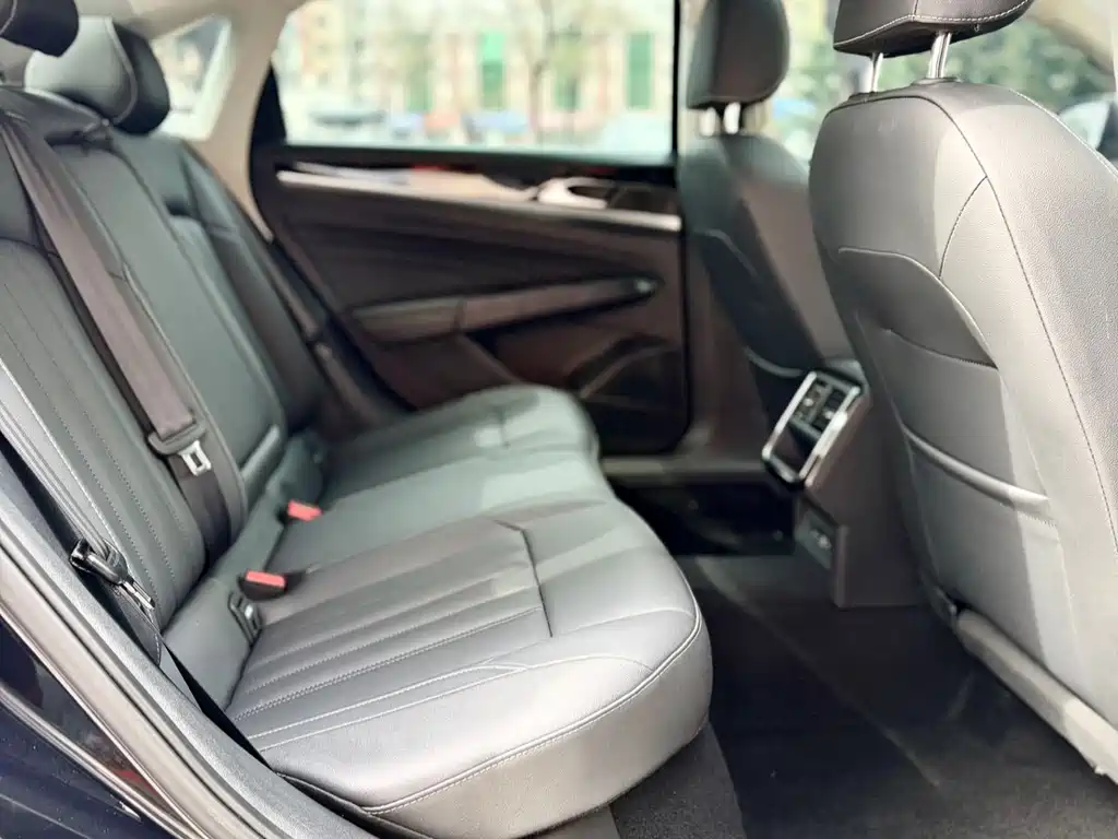 Passat 2022 280TSI Business Edition купить на сайте DeffCars