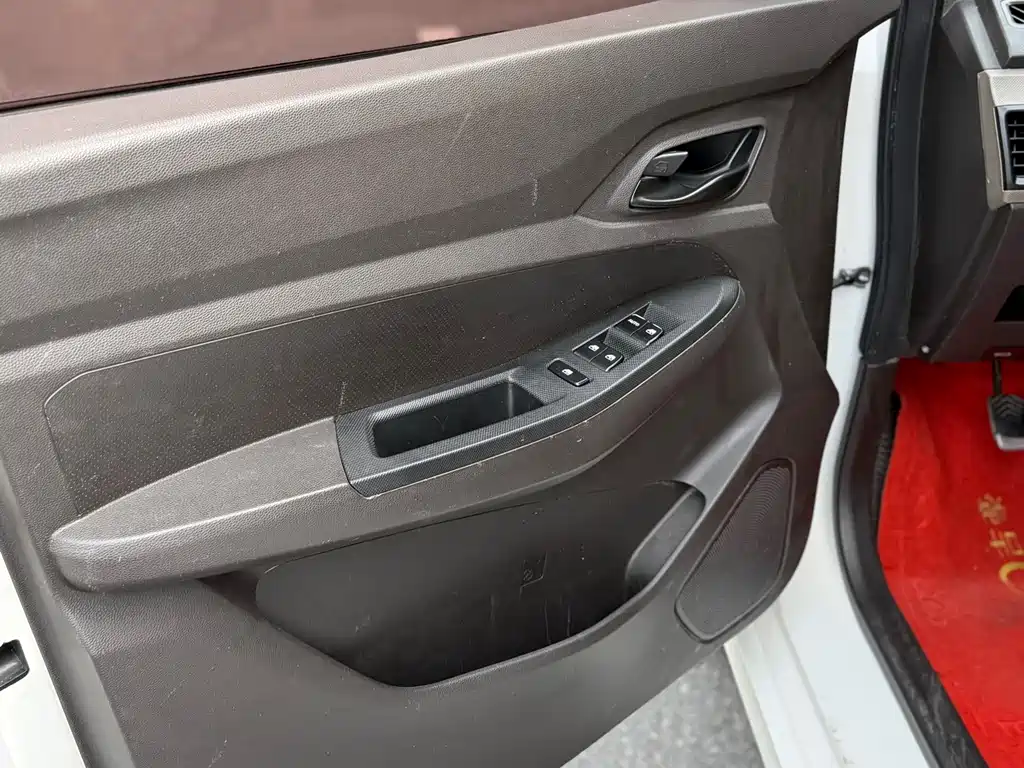 Wuling Hongguang 2019 1.5L S basic model National VI LAR купить на сайте DeffCars