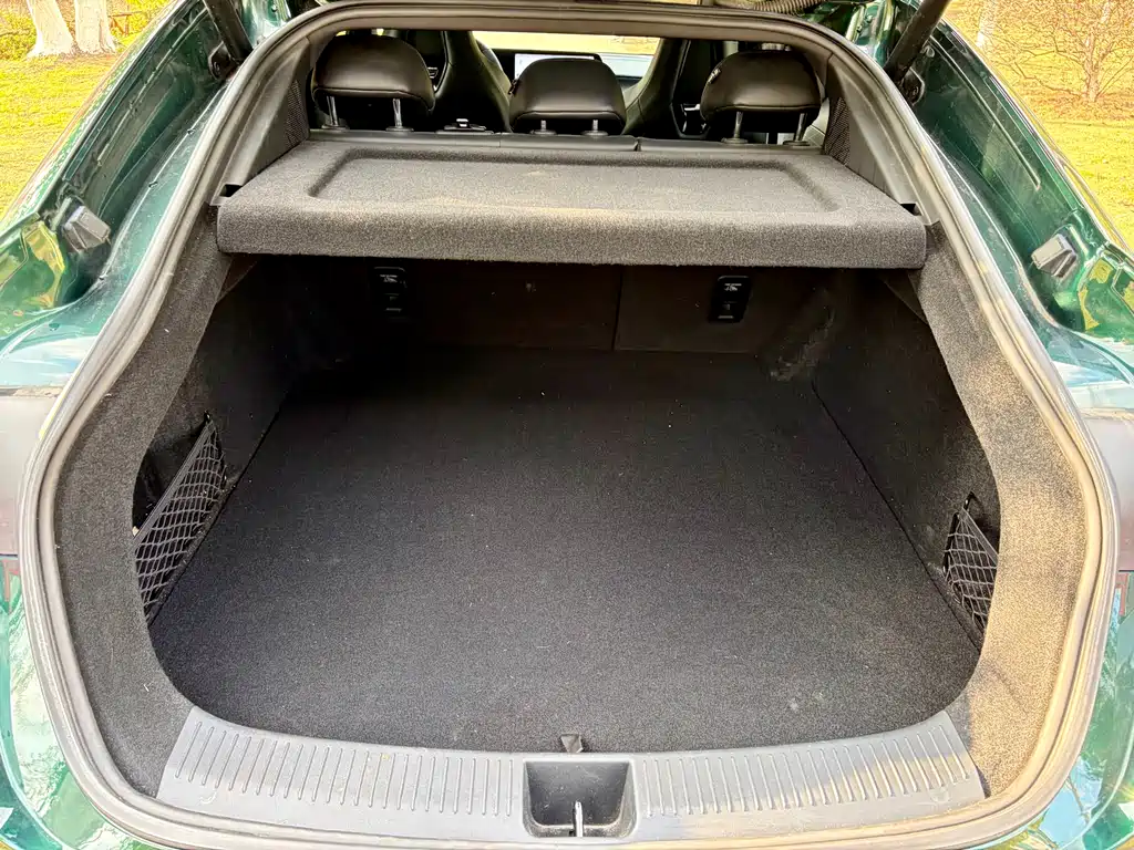 MG7 2023 2.0T automatic Trophy+ engine version купить на сайте DeffCars