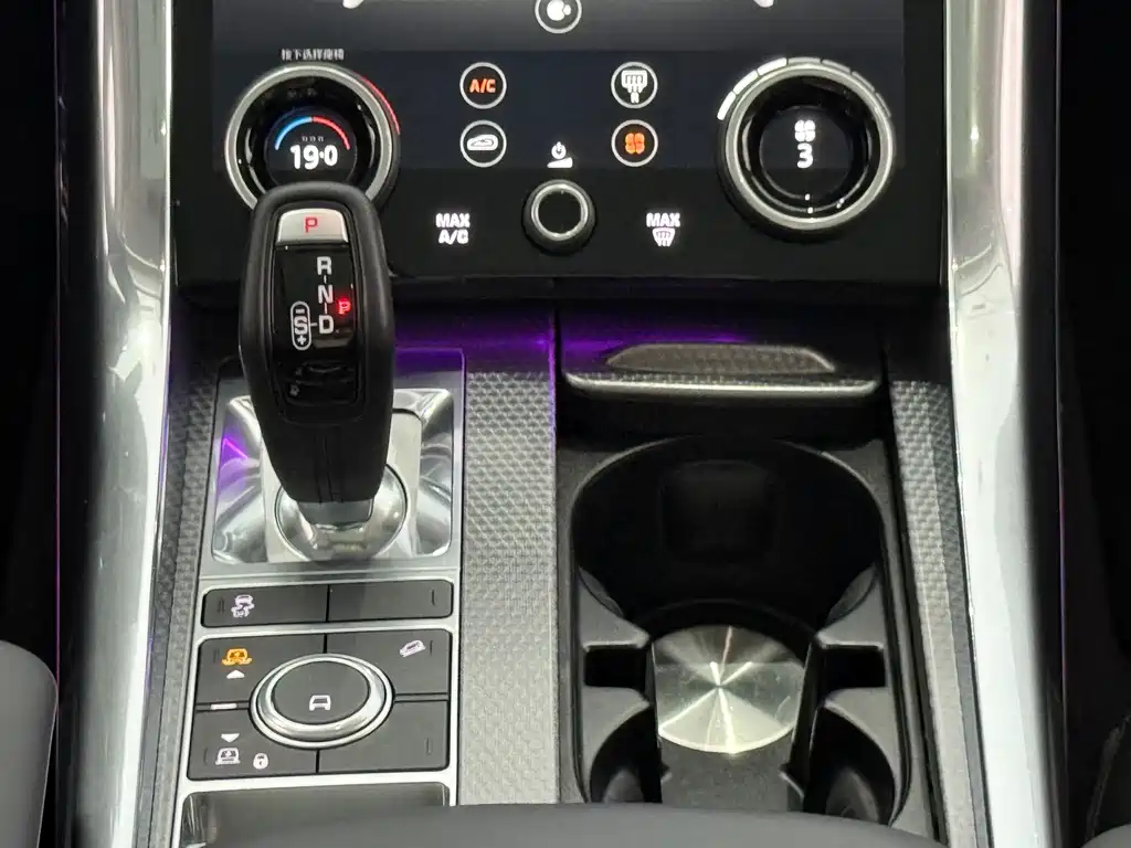 Range Rover Sport 2020 3.0 L6 HSE DYNAMIC купить на сайте DeffCars