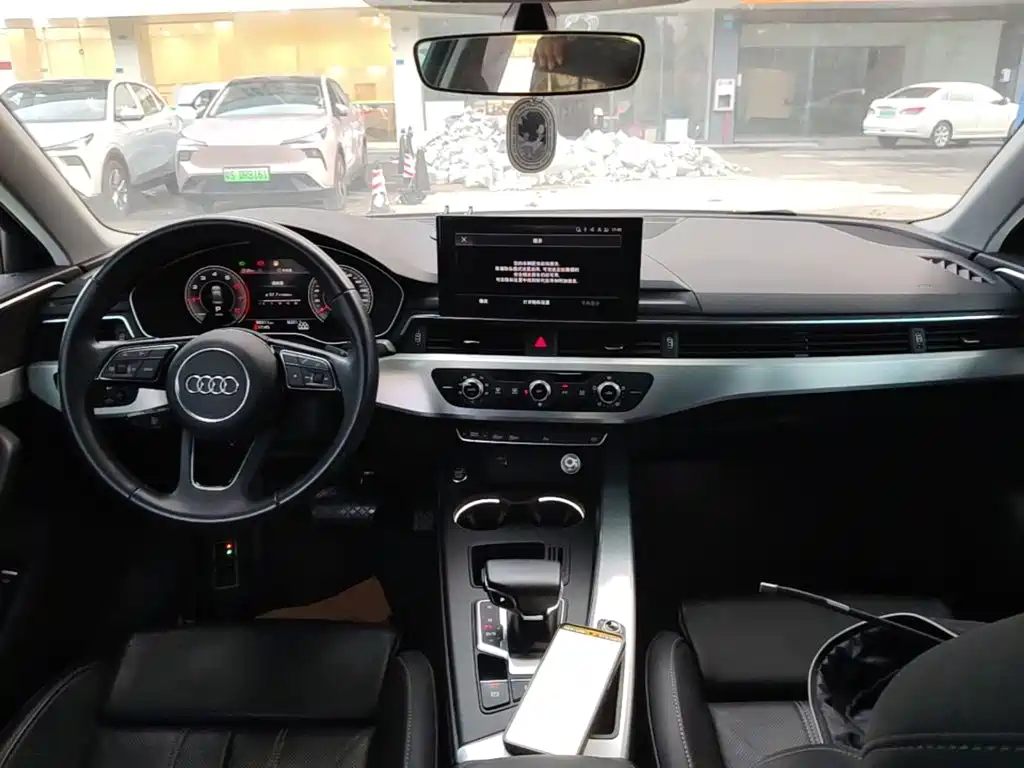 Audi A4L 2024 40 TFSI Fashionable and Dynamic купить на сайте DeffCars