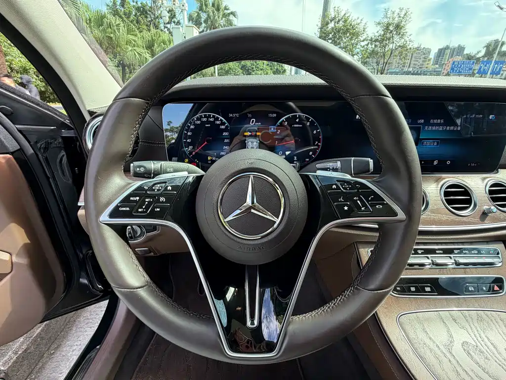 Mercedes-Benz E-Class 2021 E 300 L Luxury Model купить на сайте DeffCars
