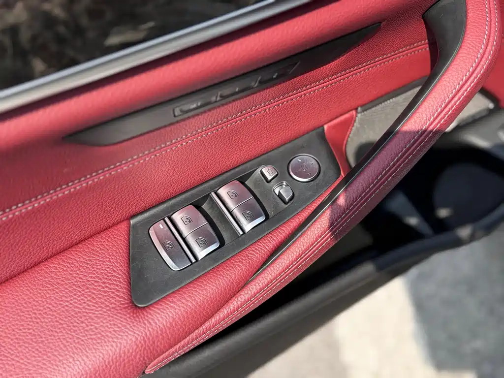 BMW 5 Series 2020 530Li Exclusive M Sports Package купить на сайте DeffCars