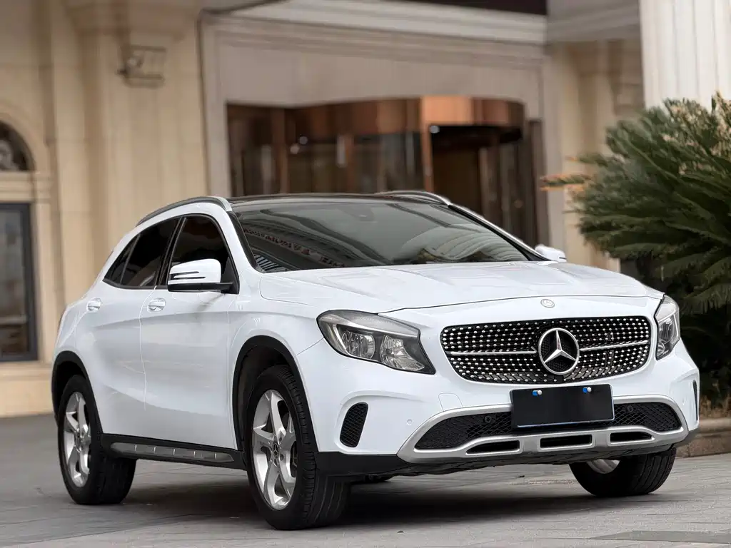 Mercedes-Benz GLA 2019 GLA 200 Dynamic купить на сайте DeffCars