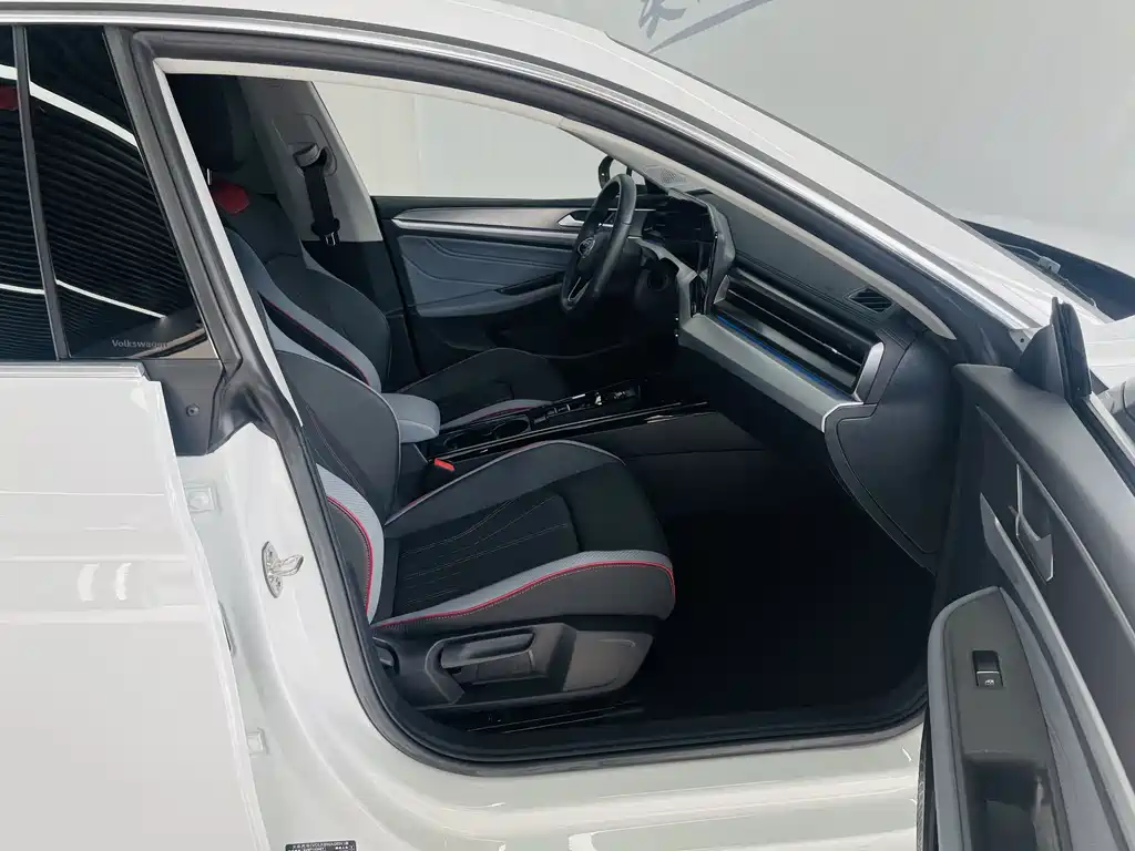 Lingdu 2024 Lingdu L 280TSI DSG Hot Edition купить на сайте DeffCars