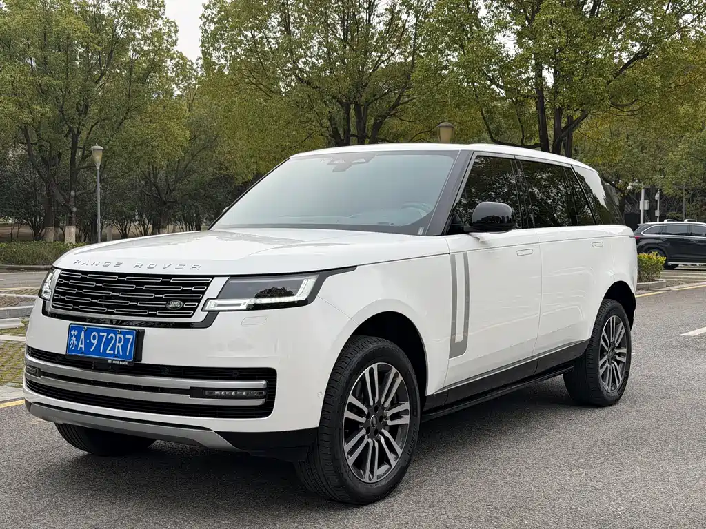 Range Rover 2023 3.0 L6 400PS Genesis Extended Edition купить на сайте DeffCars