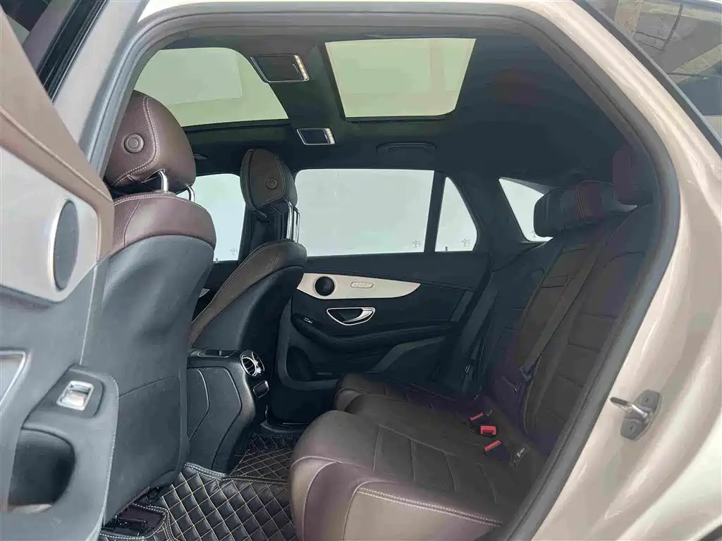 Mercedes-Benz GLC 2022 facelift GLC 260 L 4MATIC dynamic купить на сайте DeffCars