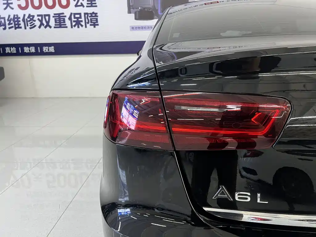 Audi A6L 2018 30th Anniversary Model 30 FSI Fashion Model купить на сайте DeffCars