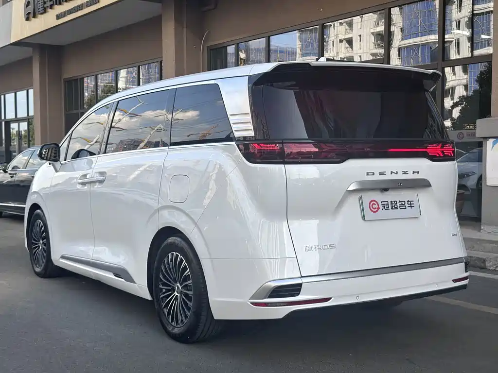 Denza D9 2024 DM-i 1050 Exclusive Type купить на сайте DeffCars