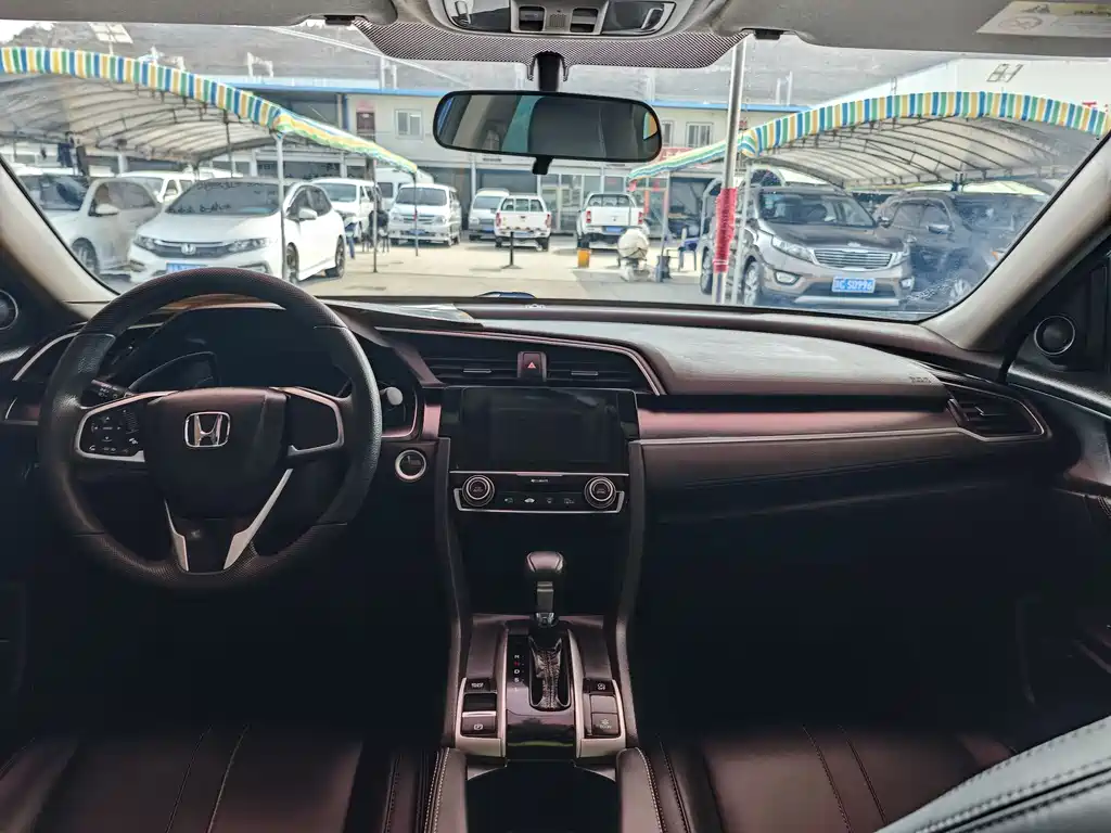 Civic 2016 220TURBO CVT Deluxe Edition купить на сайте DeffCars