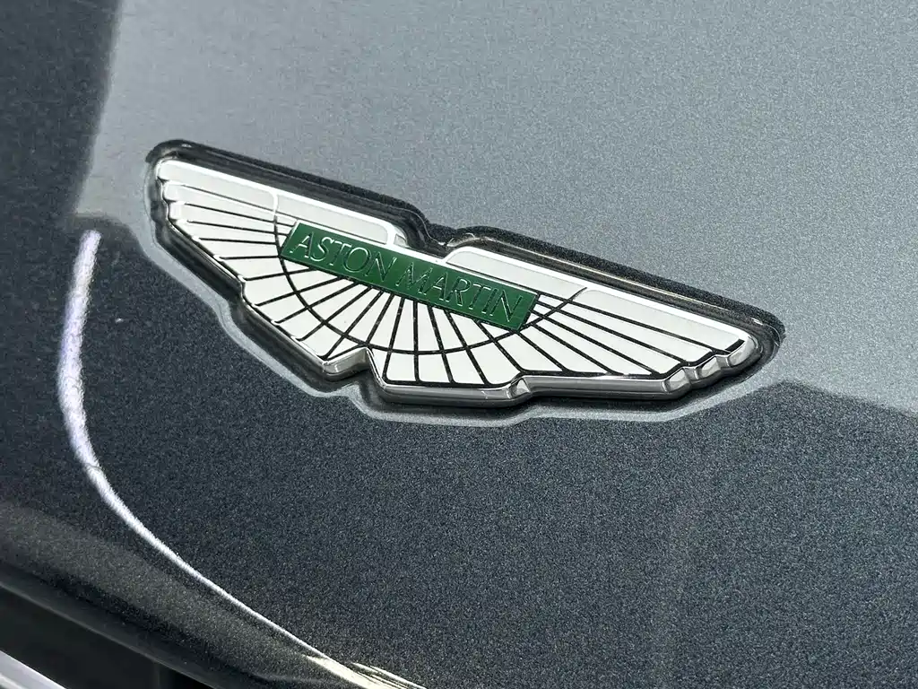 Aston Martin DB11 2019 4.0T V8 Coupe купить на сайте DeffCars