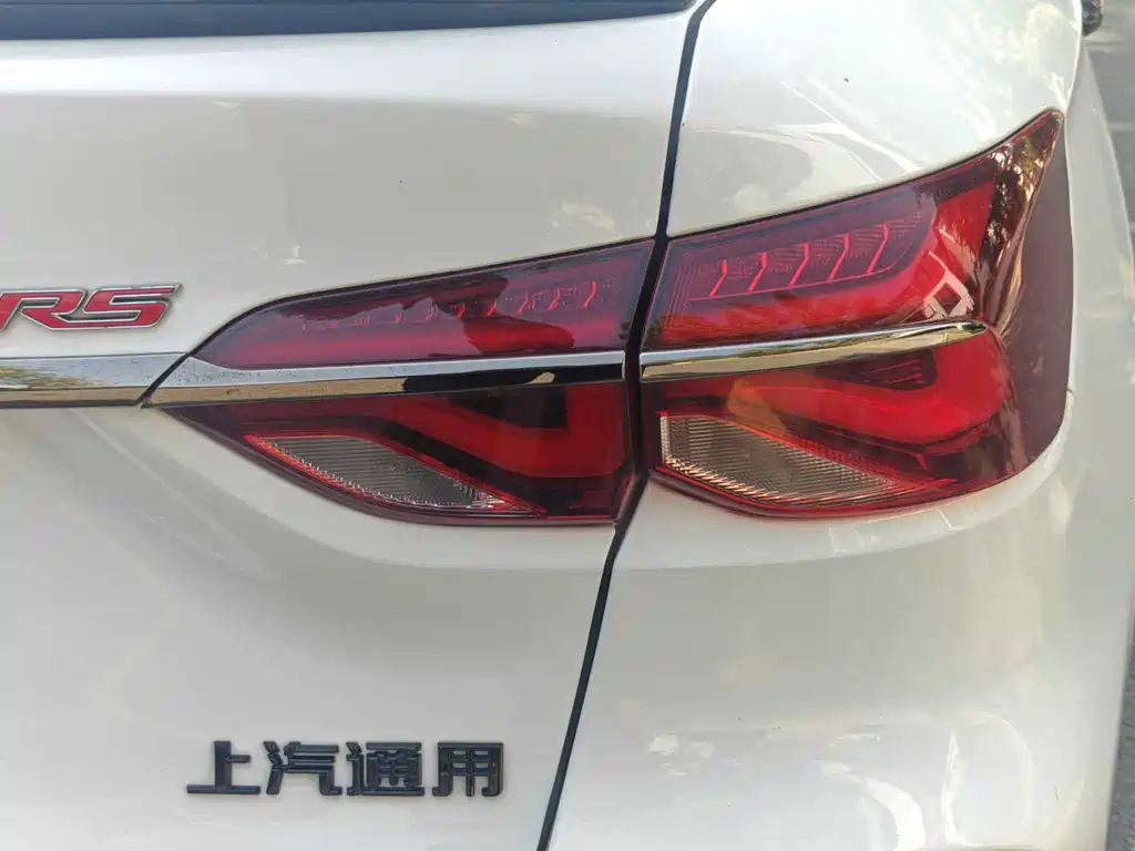Cruze 2022 mild hybrid RS 330T automatic smooth version купить на сайте DeffCars