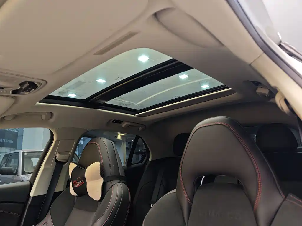 Lynk & Co 02 2019 High-Energy Version 2.0T Automatic Two-wheel Drive Pro Version National VI купить на сайте DeffCars
