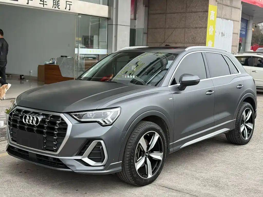 Audi Q3 2019 40 TFSI quattro fashionable and dynamic купить на сайте DeffCars