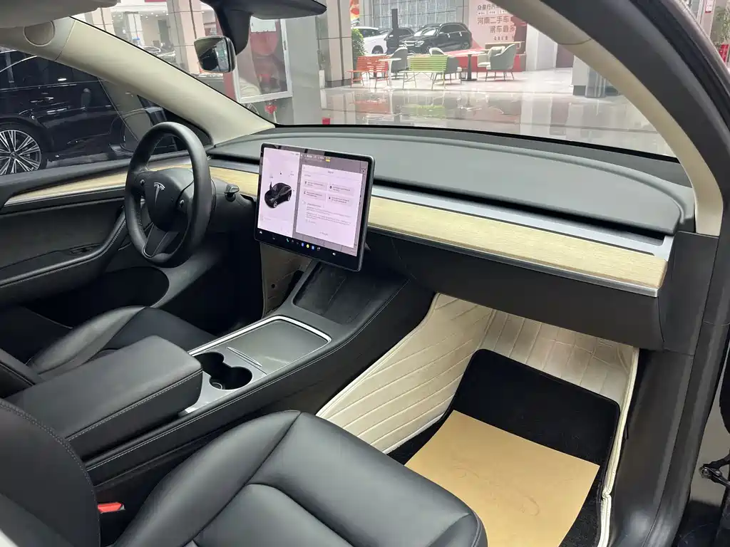 Model Y 2022 rear-wheel drive version купить на сайте DeffCars
