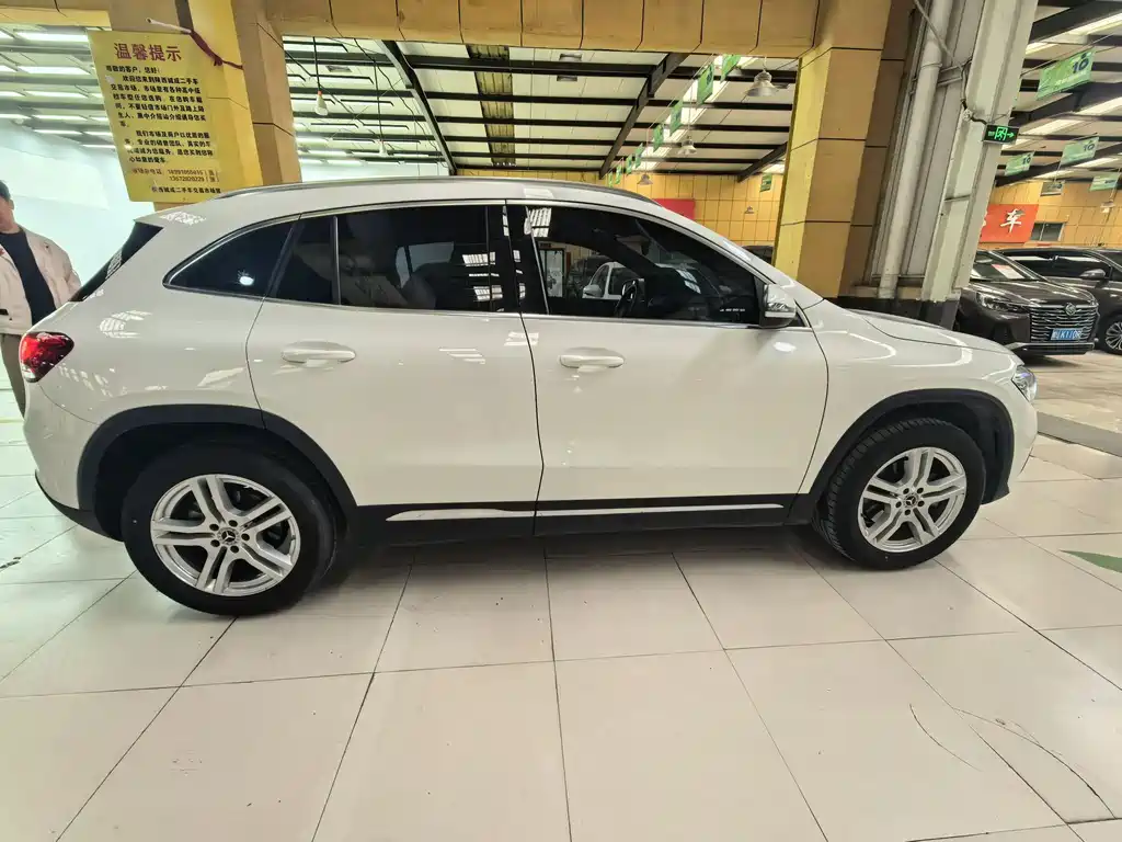 Mercedes-Benz GLA 2022 GLA 200 купить на сайте DeffCars
