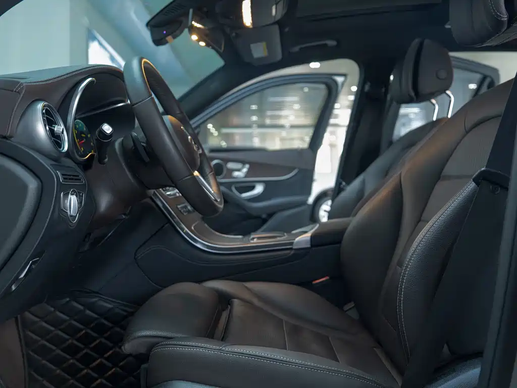 Mercedes-Benz GLC 2020 facelift GLC 260 L 4MATIC luxury model купить на сайте DeffCars