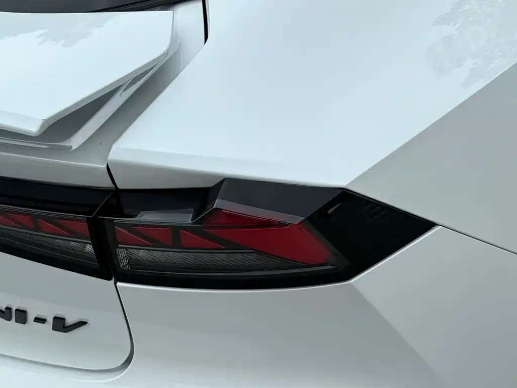 Changan UNI-V 2024 1.5T noble sports model купить на сайте DeffCars