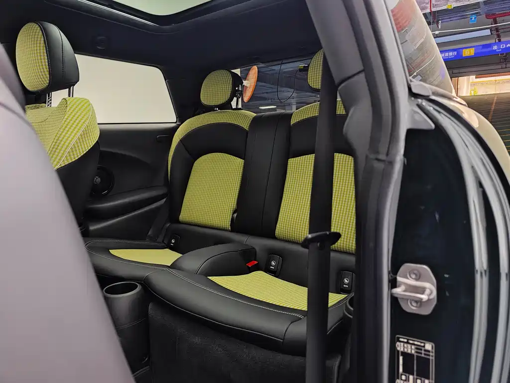 MINI 2022 2.0T COOPER S Obsessive Special Edition купить на сайте DeffCars