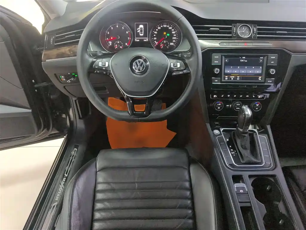 Magotan 2018 facelift 330TSI DSG luxury model купить на сайте DeffCars