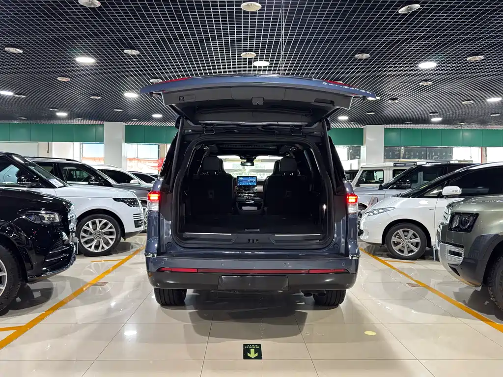 Navigator 2022 3.5T Honor Edition купить на сайте DeffCars
