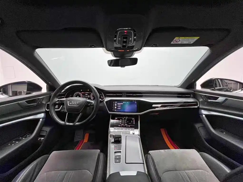 Audi A6L New Energy 2020 55 TFSI e quattro купить на сайте DeffCars