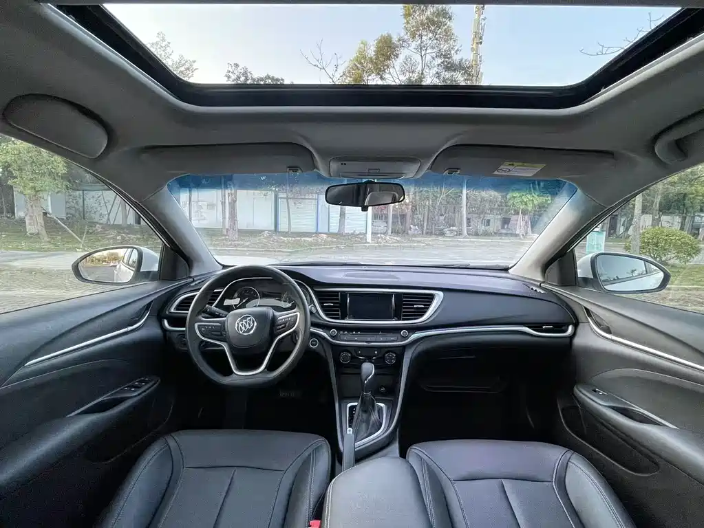 Yinglang 2021 model model 1.5L automatic elite model купить на сайте DeffCars