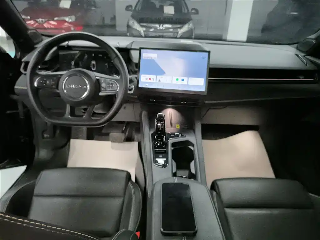 Lynk & Co 03 2023 2.0TD DCT Pro купить на сайте DeffCars