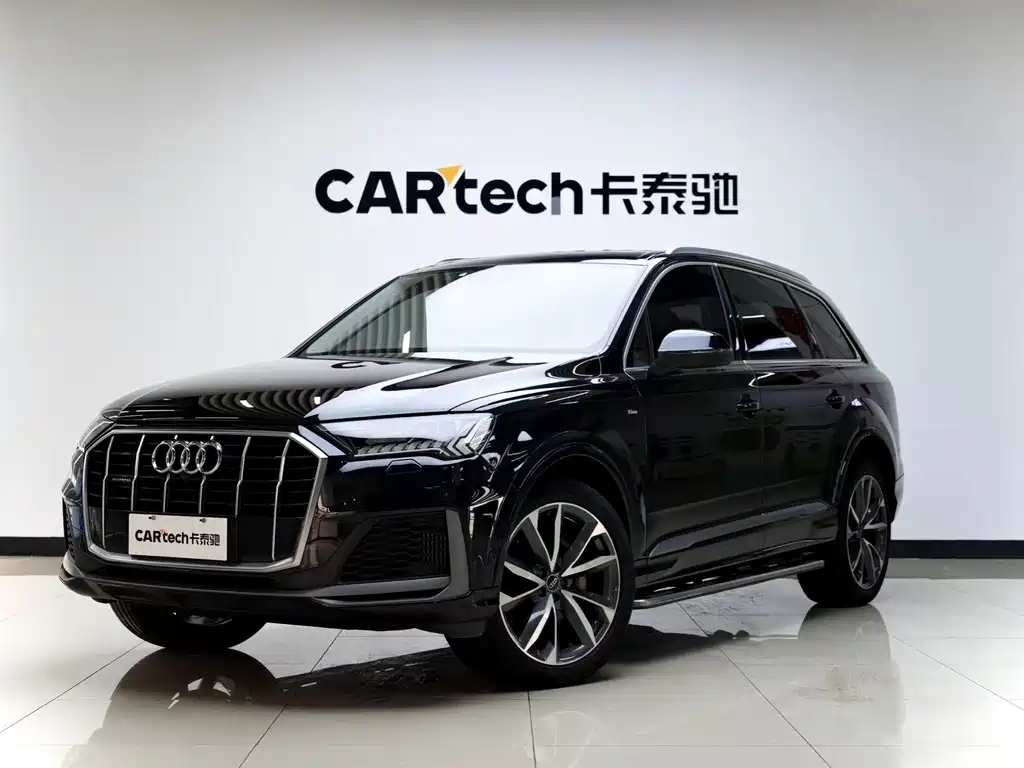 Audi Q7 2021 55 TFSI quattro S line sports version купить на сайте DeffCars