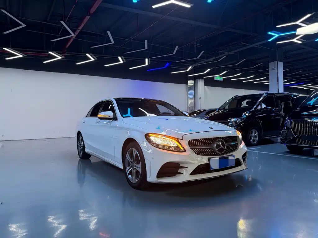 Mercedes-Benz C-Class 2020 C 260 L Sports Edition купить на сайте DeffCars