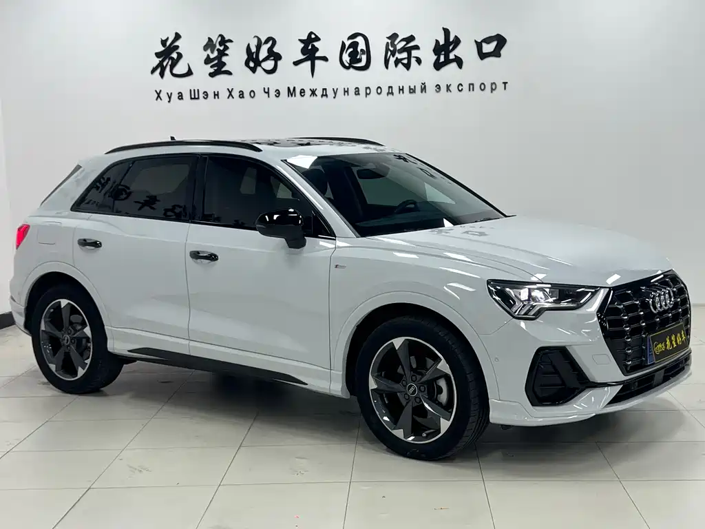 Audi Q3 2022 35 TFSI Fashionable and Dynamic купить на сайте DeffCars