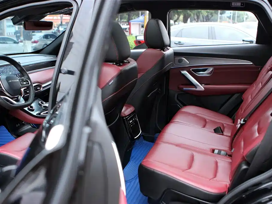 Jietu X70 PLUS 2021 1.6T DCT PRO 7-seater купить на сайте DeffCars
