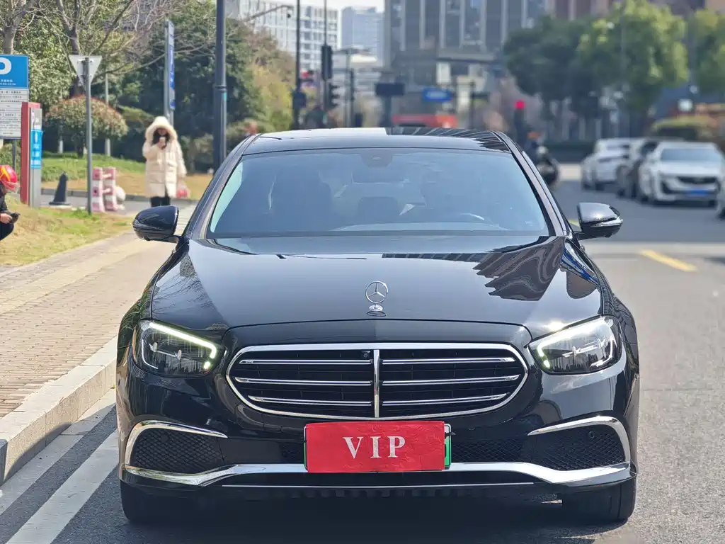 Mercedes-Benz E-Class New Energy 2022 E 350 e L plug-in hybrid sedan купить на сайте DeffCars