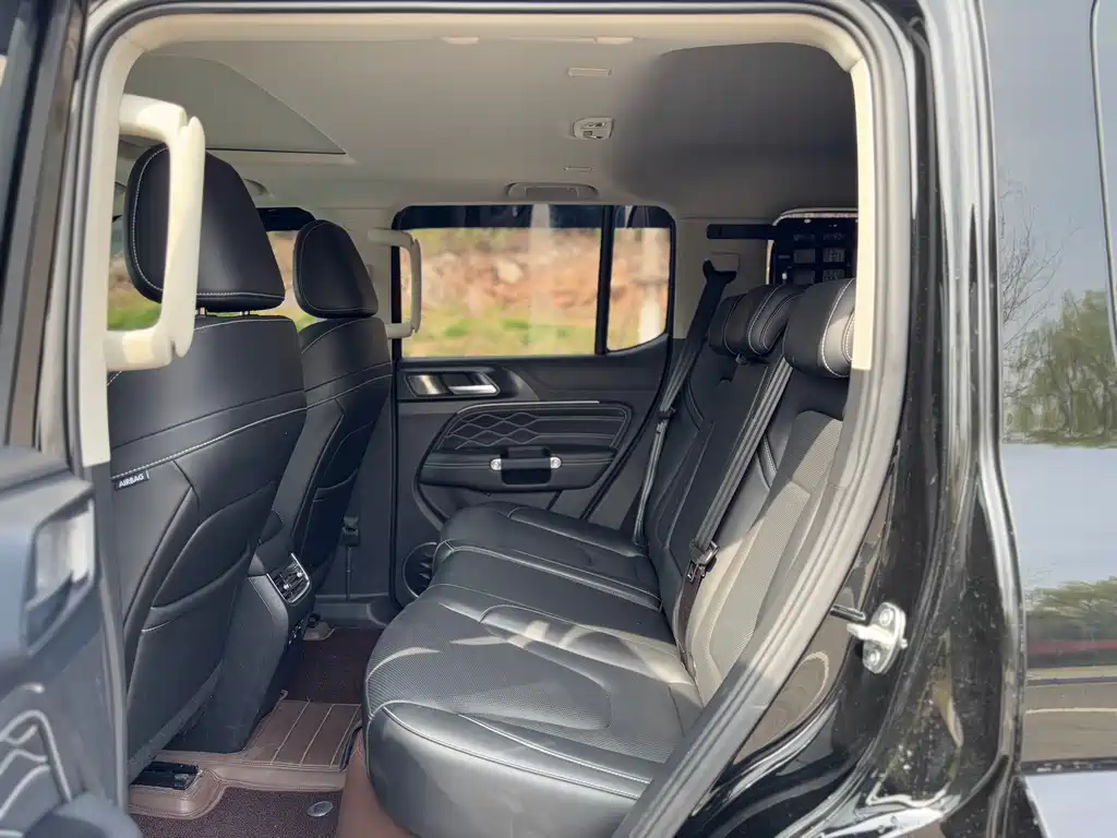 Tank 300 New Energy 2025 Hi4-T 37.1kWh купить на сайте DeffCars