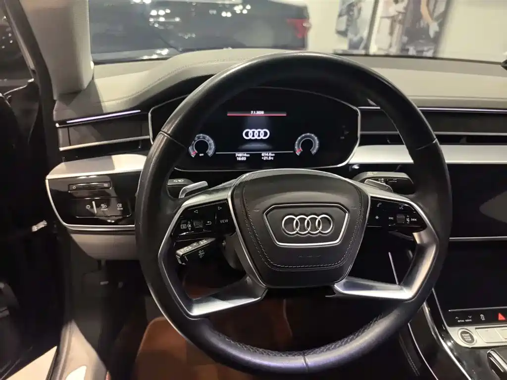 Audi A8 2023 A8L 50 TFSI quattro Premium Selection купить на сайте DeffCars