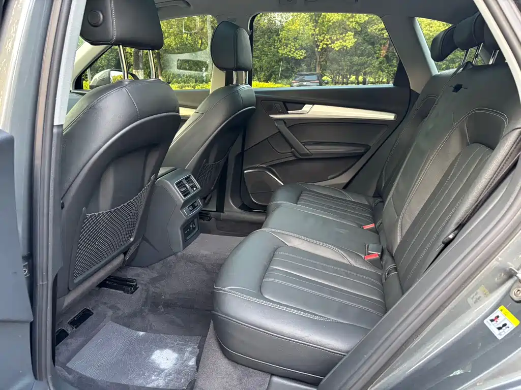 Audi Q5L 2020 facelift 40 TFSI enjoys fashionable style купить на сайте DeffCars