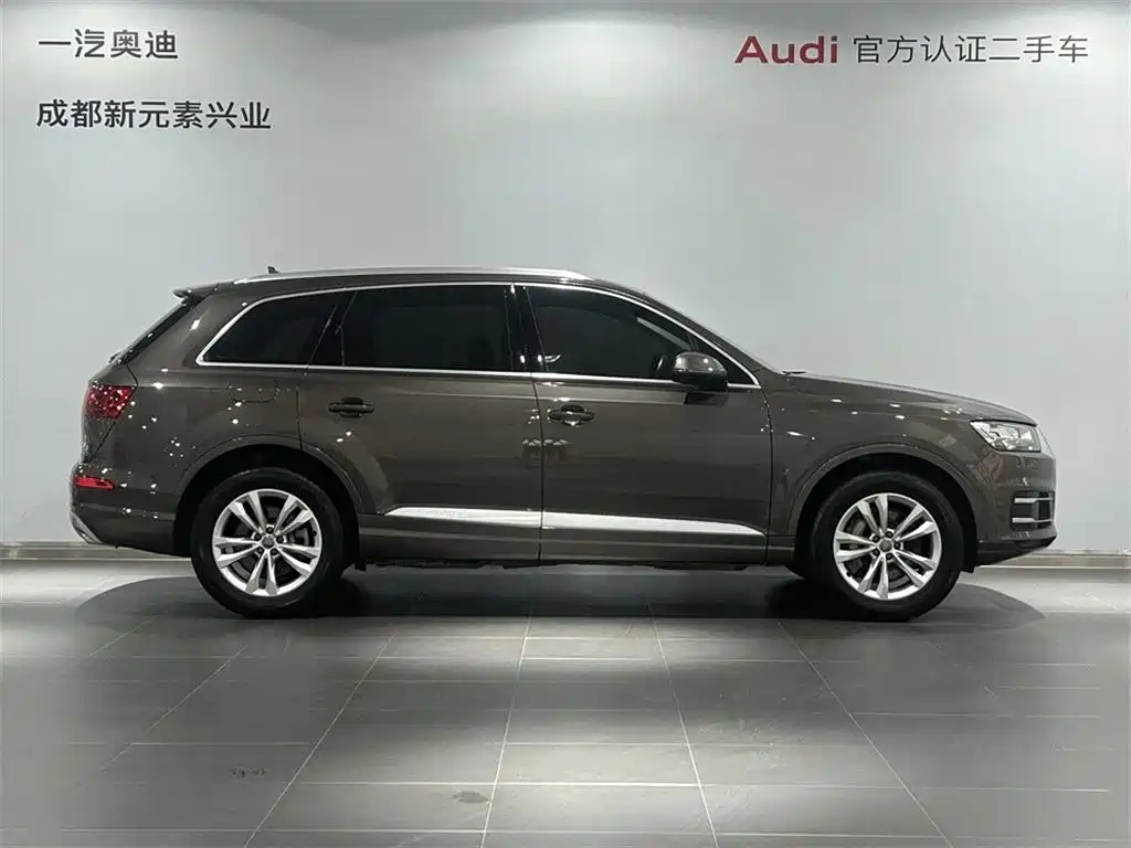 Audi Q7 2019 55 TFSI Technical Edition купить на сайте DeffCars