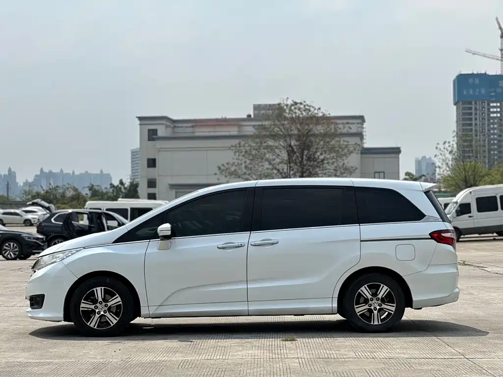 Odyssey 2017 2.4L Comfort Edition купить на сайте DeffCars