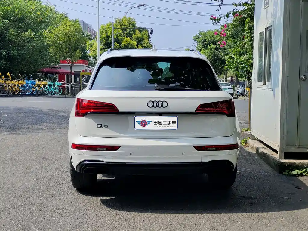Audi Q5L 2022 40T luxury and dynamic model купить на сайте DeffCars