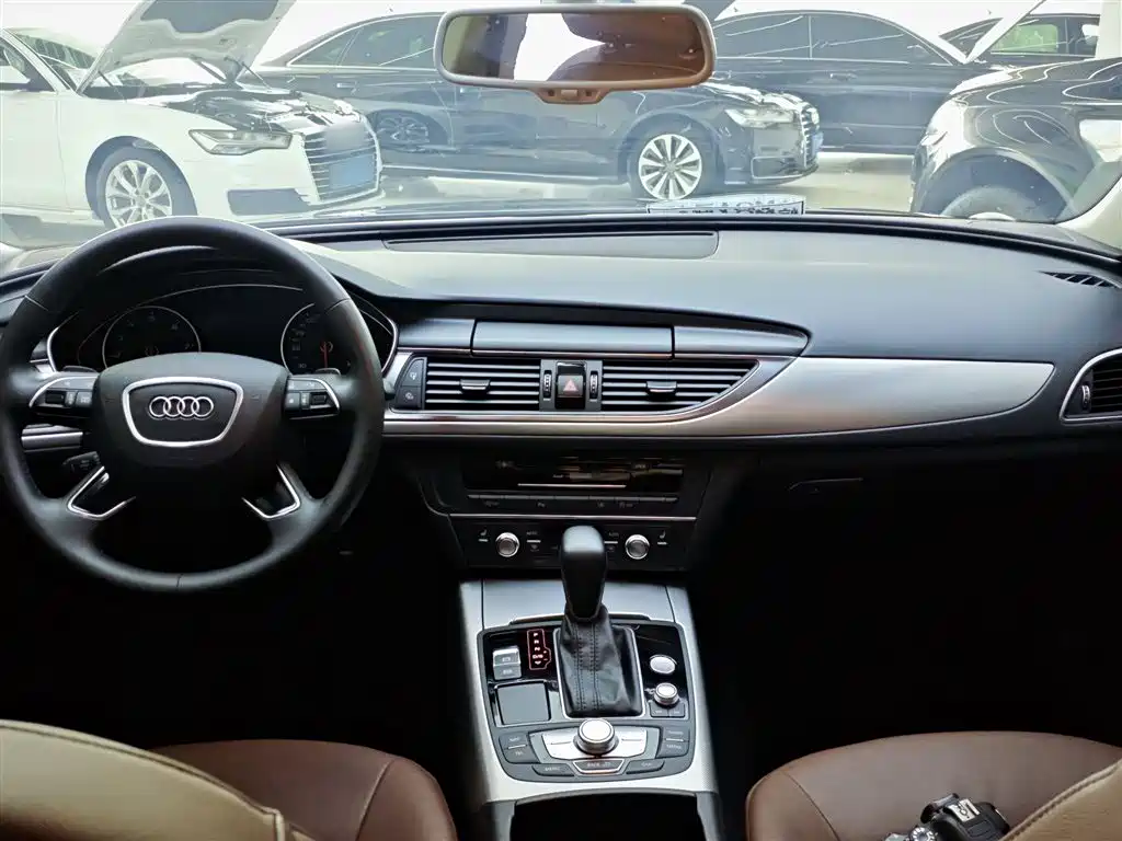 Audi A6L 2018 30th Anniversary Model 35 TFSI Fashion Model купить на сайте DeffCars