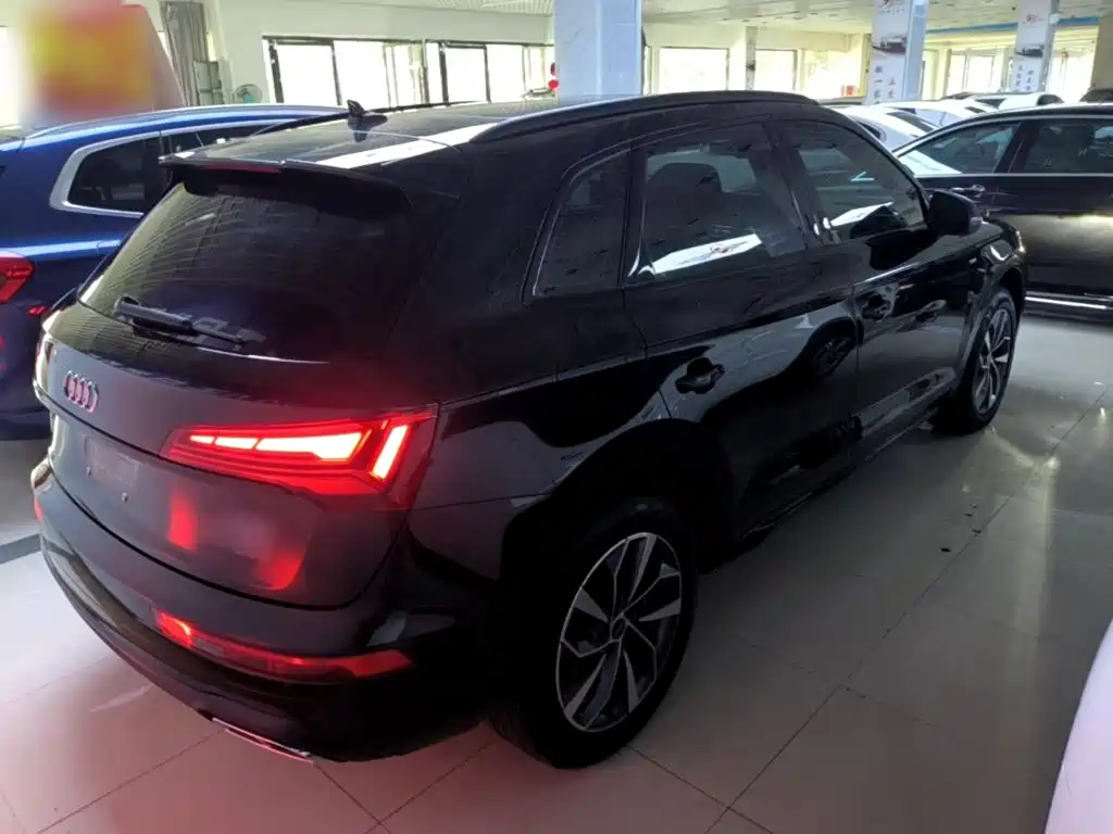 Audi Q5L 2023 40T luxury and dynamic model купить на сайте DeffCars