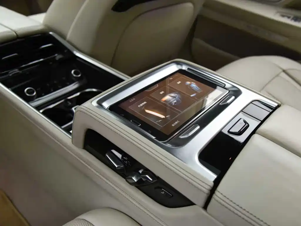 BMW 7 Series 2016款 750Li xDrive四座版 купить на сайте DeffCars