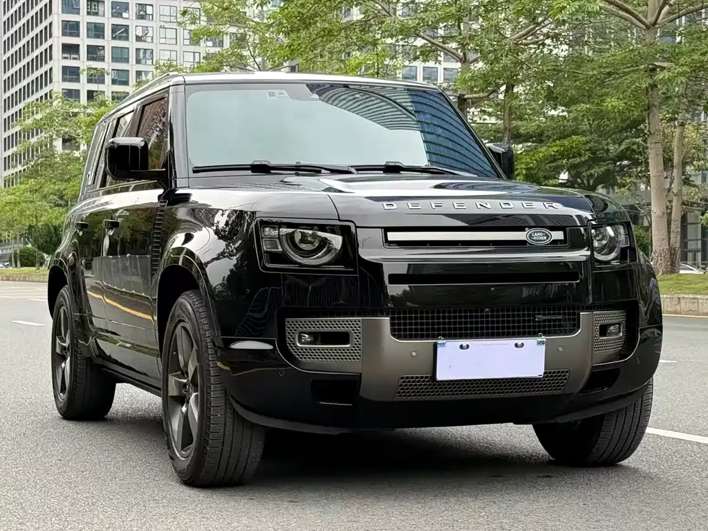 Land Rover Defender 2023 facelift 110 3.0T P400 X-DYNAMIC HSE купить на сайте DeffCars