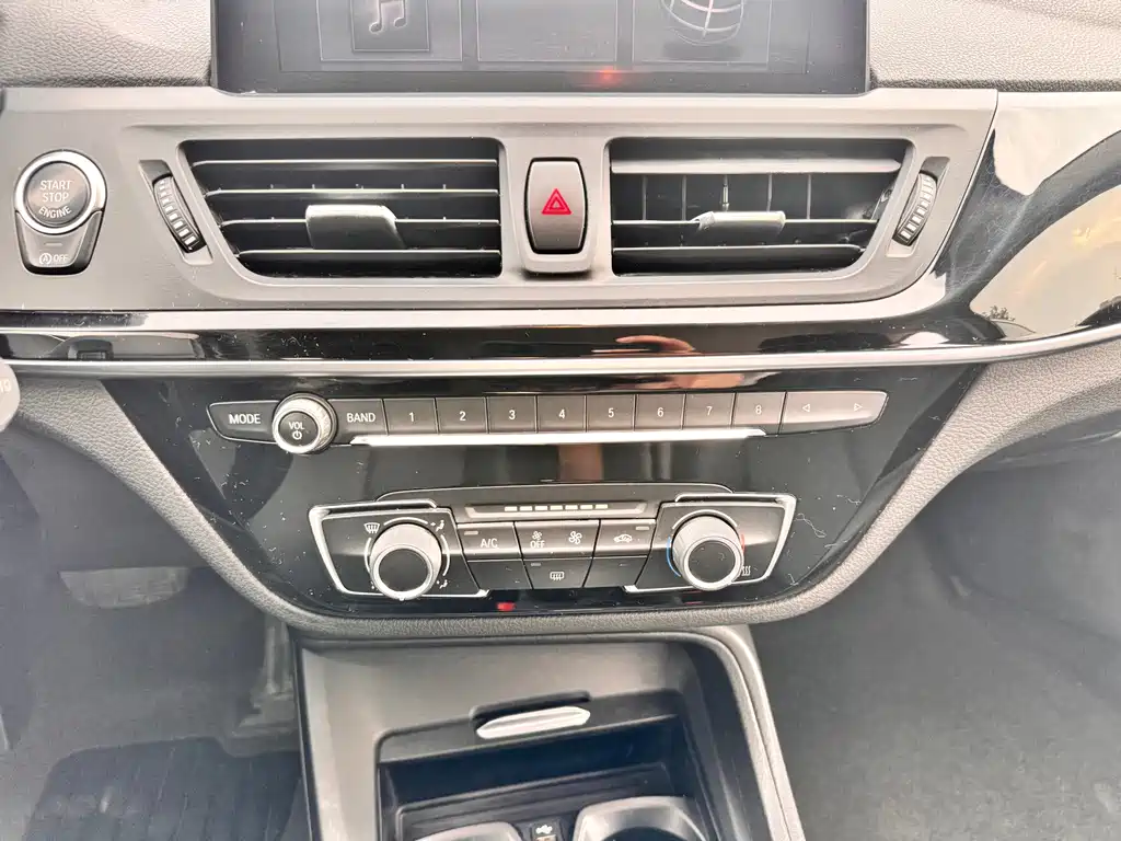 BMW 1 Series 2020 120i Fashion купить на сайте DeffCars