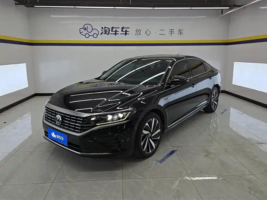 Passat 2022 330TSI Deluxe Edition купить на сайте DeffCars