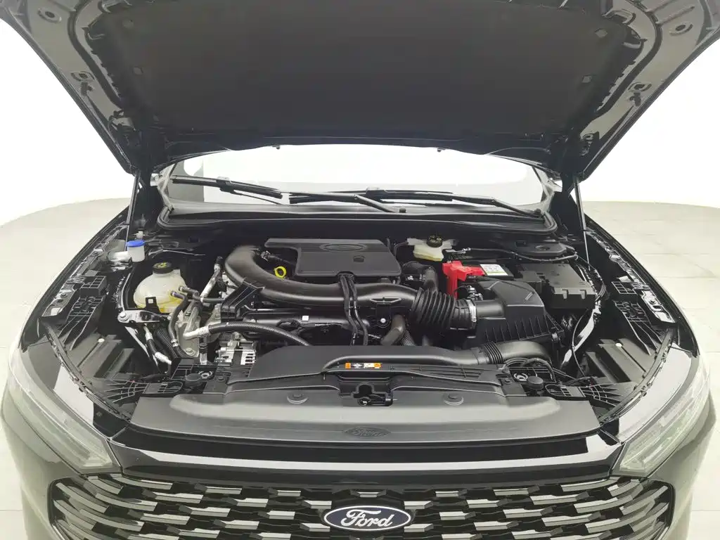 Mondeo 2026 2.0T EcoBoost Luxury купить на сайте DeffCars