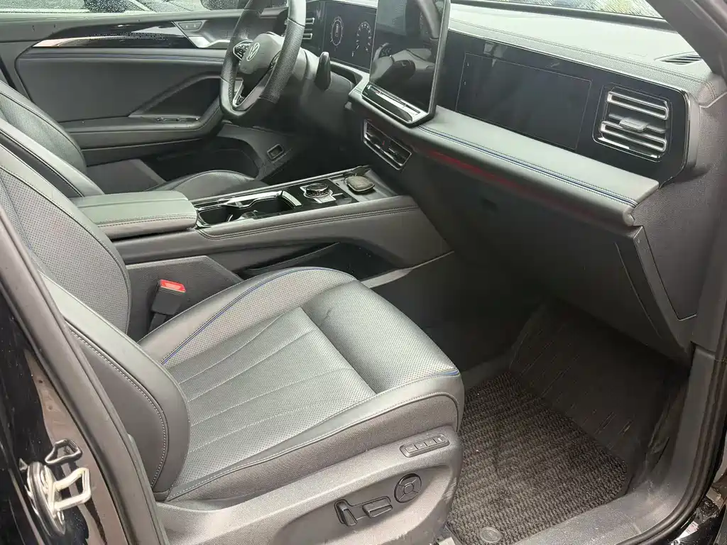 Tiguan L 2025 PRO 380TSI 2WD R-Line Smart Edition купить на сайте DeffCars