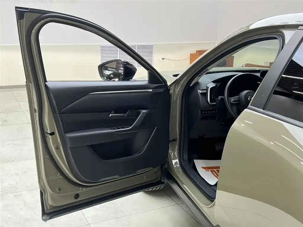 Mazda CX-50 2023 2.0L Leading Edition купить на сайте DeffCars